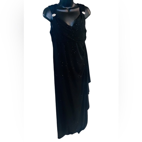 Beautiful 😍R&M Richards Empire Waist Black Sleeveless Sparkle Maxi Dress size 8 - Picture 1 of 15